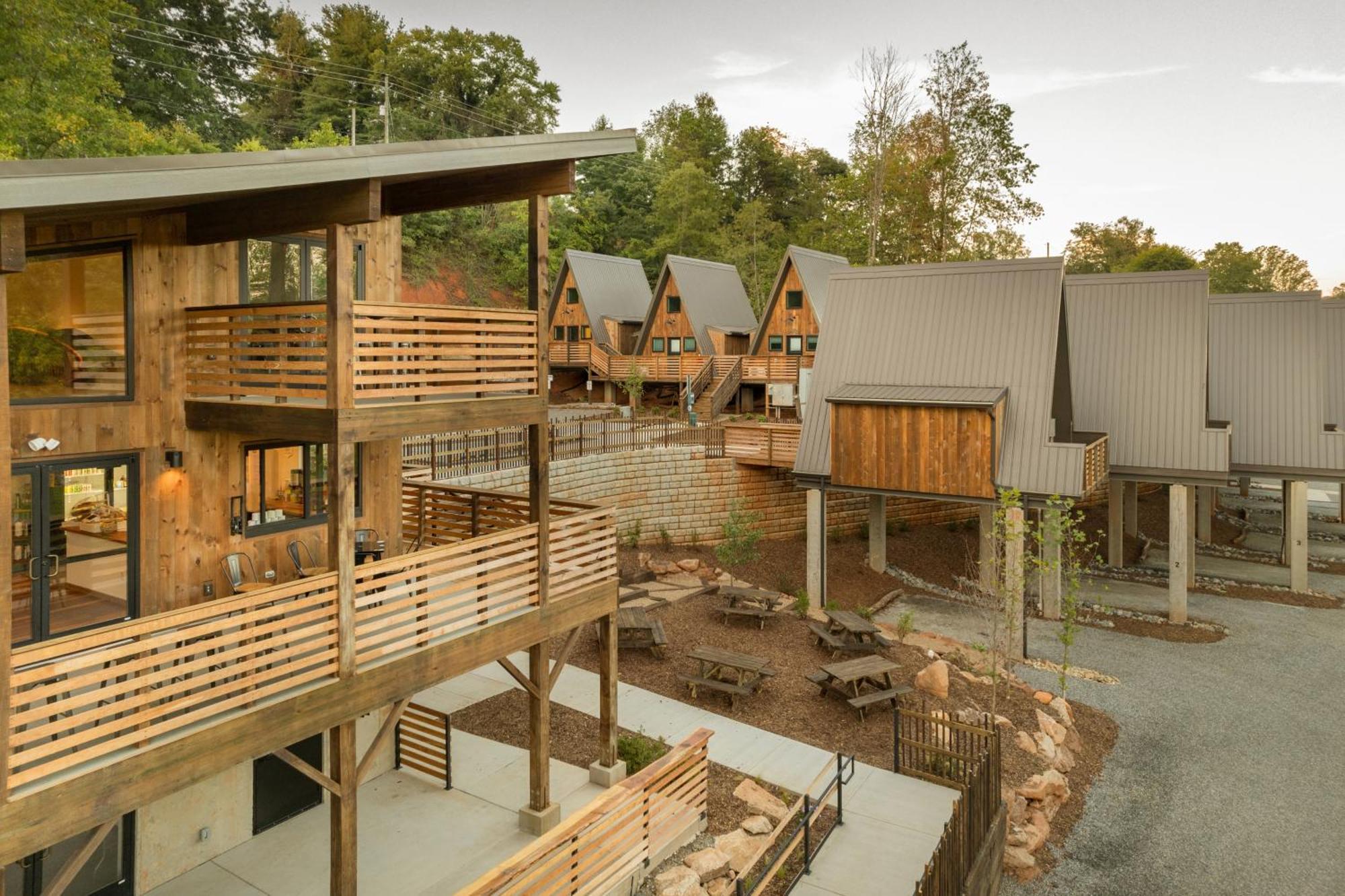 Wrong Way River Lodge & Cabins 阿什维尔 外观 照片